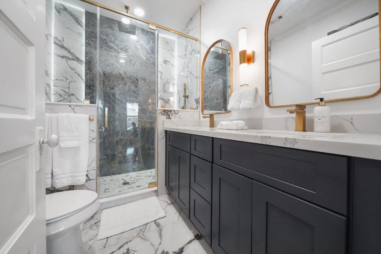 Luxury Designer By The Bright Beautiful Brand New Villa